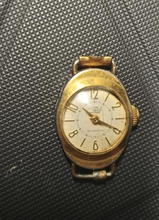 Позолоченные часы заря винтаж