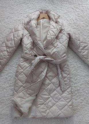 Шикарне демі пальто, р.46, італія