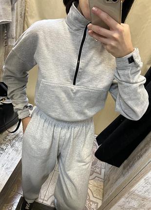 Спортивна кофта