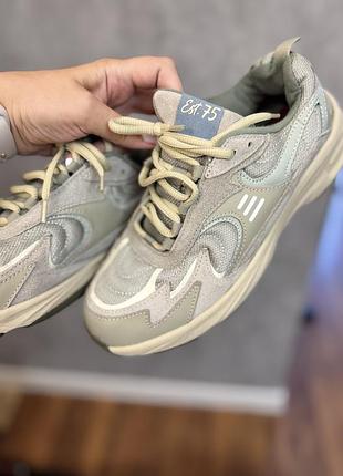Кросівки zara 29