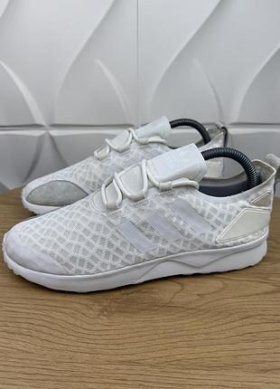 Оригінальні кросівки adidas