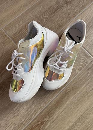 Кеди жіночі zara