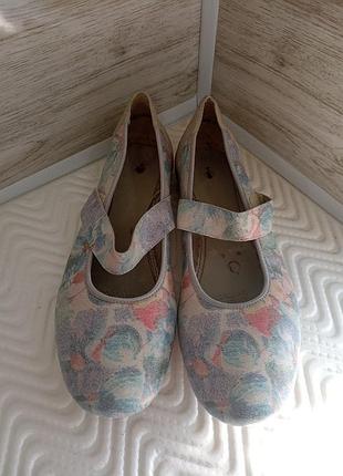Туфли женские