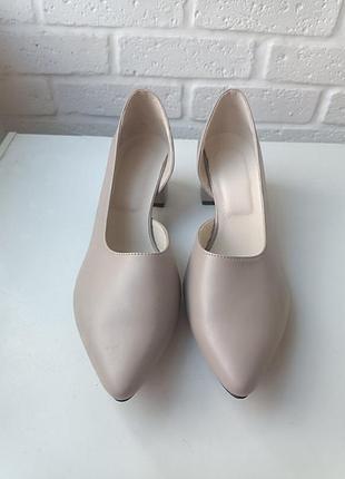 Женские туфли