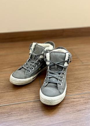 Сірі замшеві утеплені кеди converse