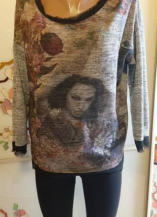 Женская кофта с принтом
