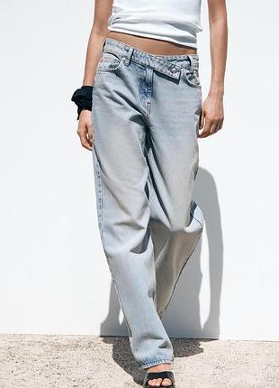 Джинсы straight с перекрестной застежкой zara