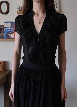 Готическая блуза в горох с рюшечками maurices