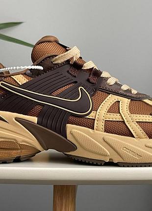Nike v2k run lt british tan 2