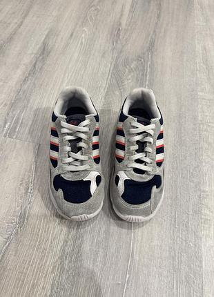 Кросівки adidas 30 розмір