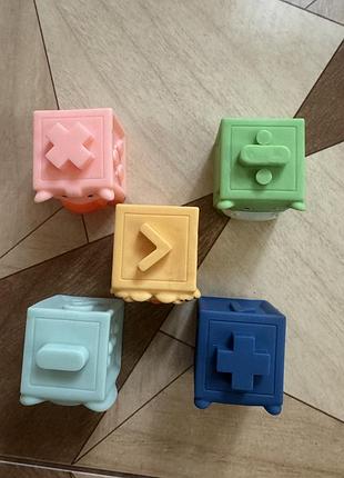 Розвиваюча іграшка 5