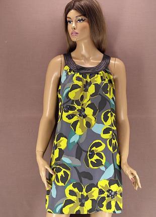 Брендовое атласное платье "debenhams" с цветочным принтом. размер uk12/eur40.