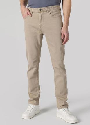 Джинсы мужские