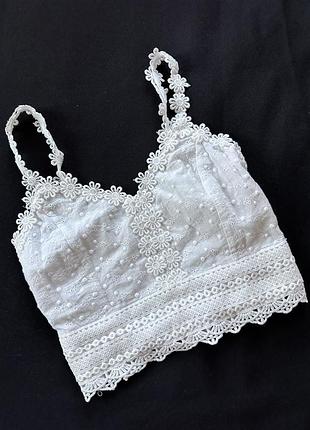 Топ з мереживом