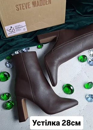 Steve madden оригінал коричневі шкіряні високі ботильони на підборах