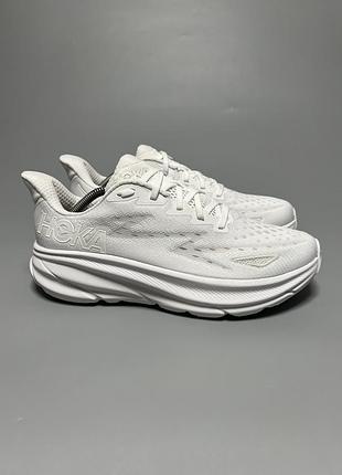 Бігові кросівки hoka one one clifton 9 оригінал