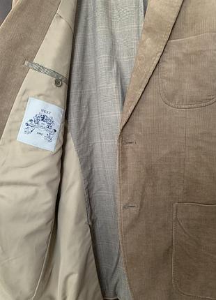 Піджак чоловічий.