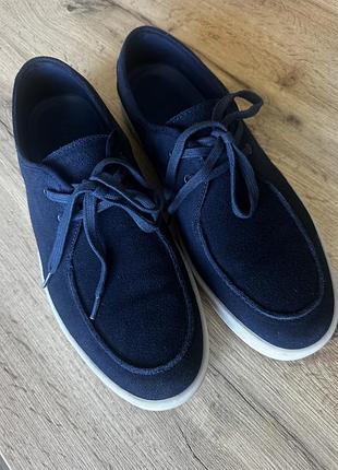 Чоловіче взуття