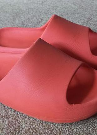 Шлепанцы пляжные р.39