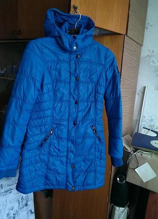 Тепленькая куртка outerwear clockhouse размер l rкак новая