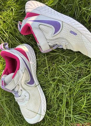 Nike revolution 28 original кросівки