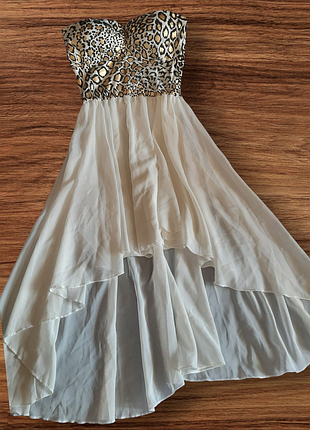 Плаття без бретельок