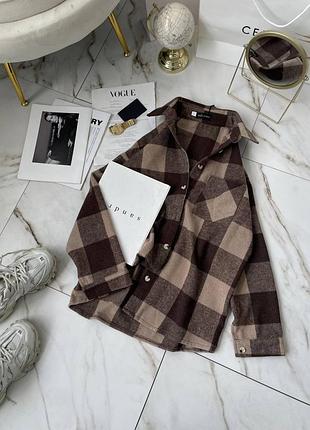 Жіноча фланелева сорочка в крупну клітинку