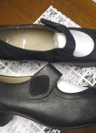 Продам кожаные туфли, лодочки ara, 41p
