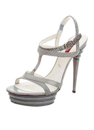 Подборы cesare paciotti