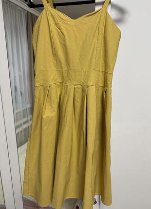 Сарафан жіночий