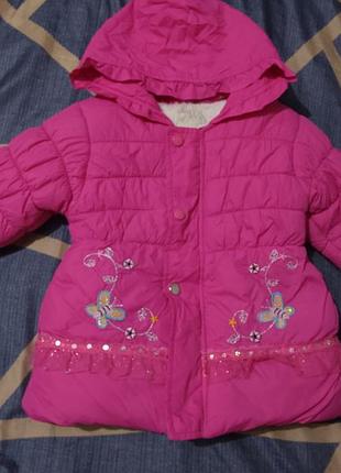 Куртка на дівчинку