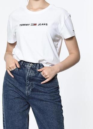 Белая женская футболка tommy hilfiger