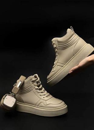 Женские демисезонные ботинки