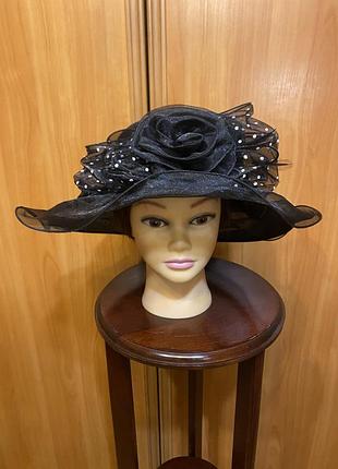 Великий декоративний капелюшок із органзи