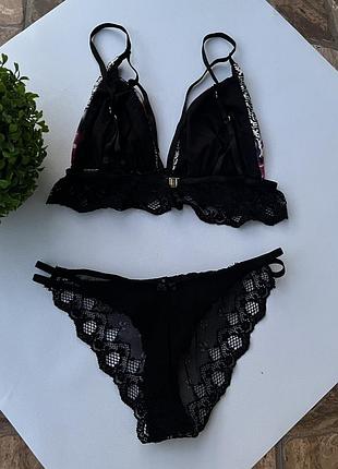Ефектна білизна river island 🌸 2