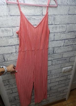 Модный комбинезон