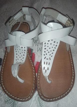 Босоножки детские на девочку