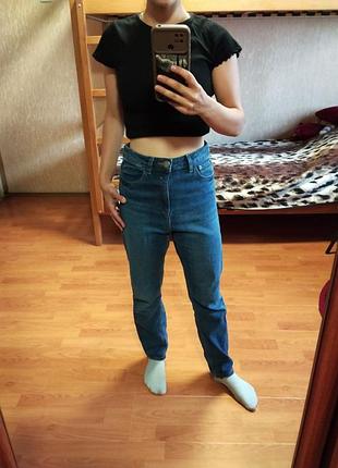 Джинсы женские