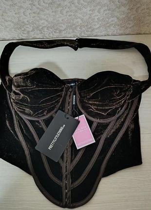 Стильный бархатный бархатный велюровый корсет топ шоколадного цвета в трендовом цвете,бренд pretty little things, р.uk 8.