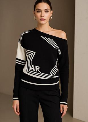 Женский джемпер со спущенным плечом