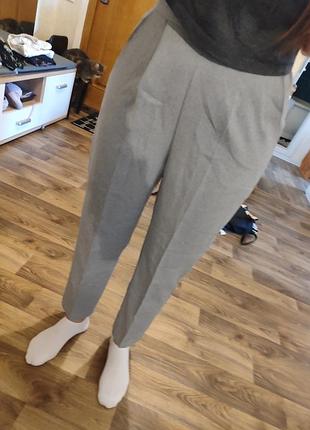 Серые классические брюки