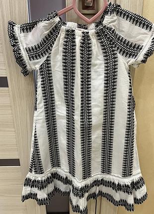 Вишиванка, вишита сукня