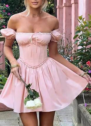 Сукня барбі ніжно рожева!