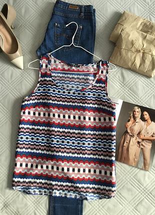 Красивая блуза свободного кроя свободного кроя в размере 16