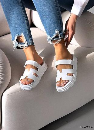 Слайдеры шлепанцы женские кожаные белые