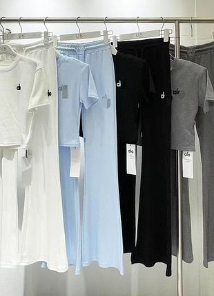 Костюм alo yoga ало штани та футболка
