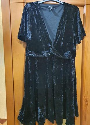 Платье бархатное "new look"
большой размер