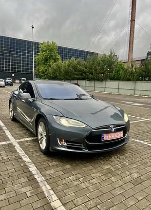 Запчасти, разбор, шрот tesla model s