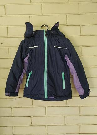 Куртка на девочку 110-116 см*