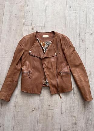 Шкіряна косуха massimo dutti